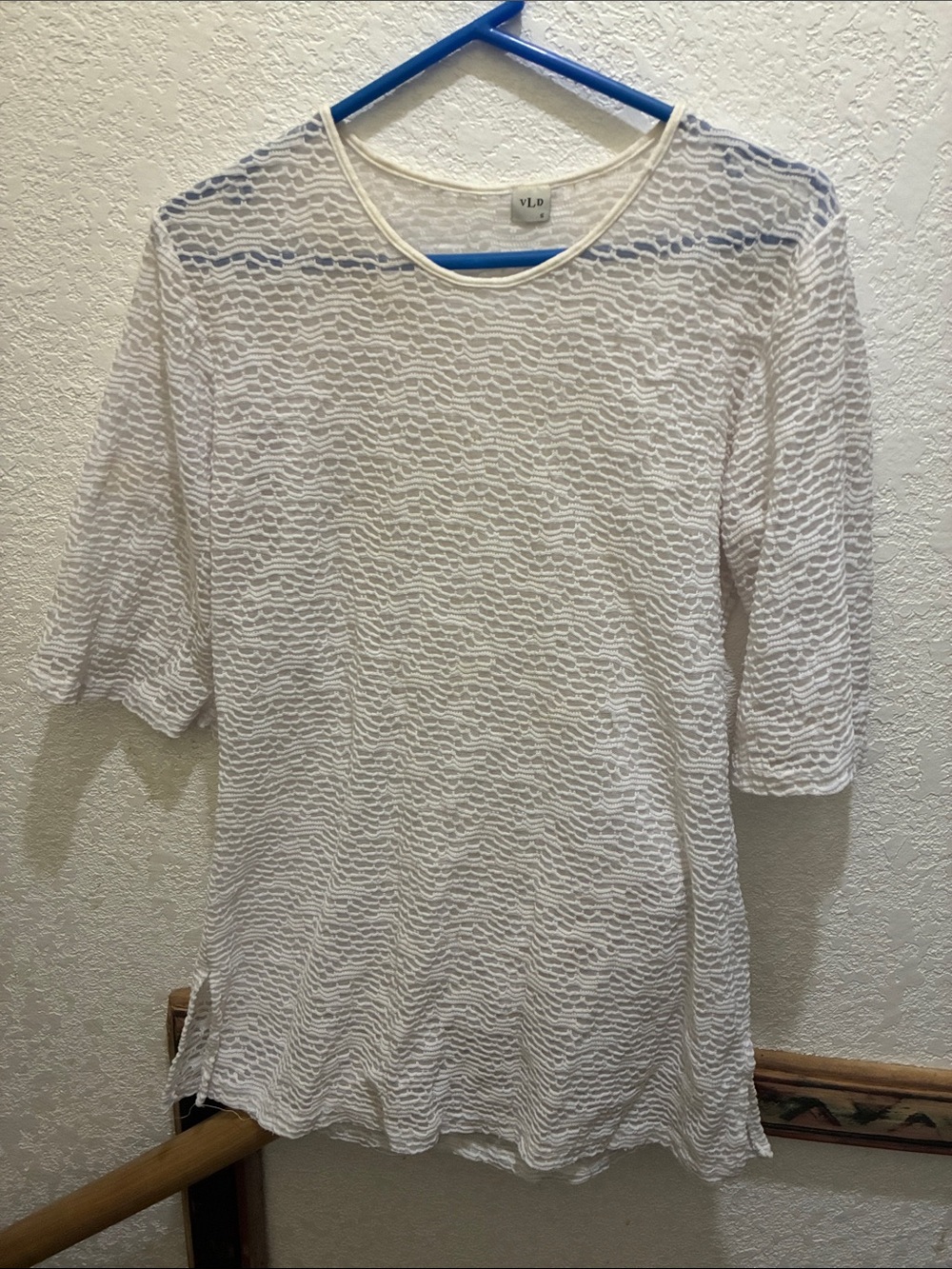 VLD white crinkle blouse Small